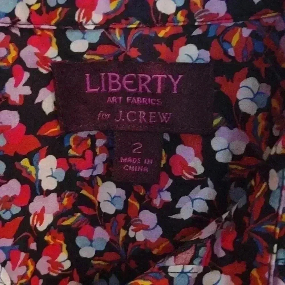 J.Crew Liberty Arts Women's 2 Slim‎ Perfect Sarah floral button down